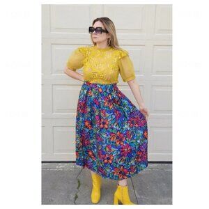 5/$100 SALE -  Vintage 100% Silk Floral Midi‎ Skirt